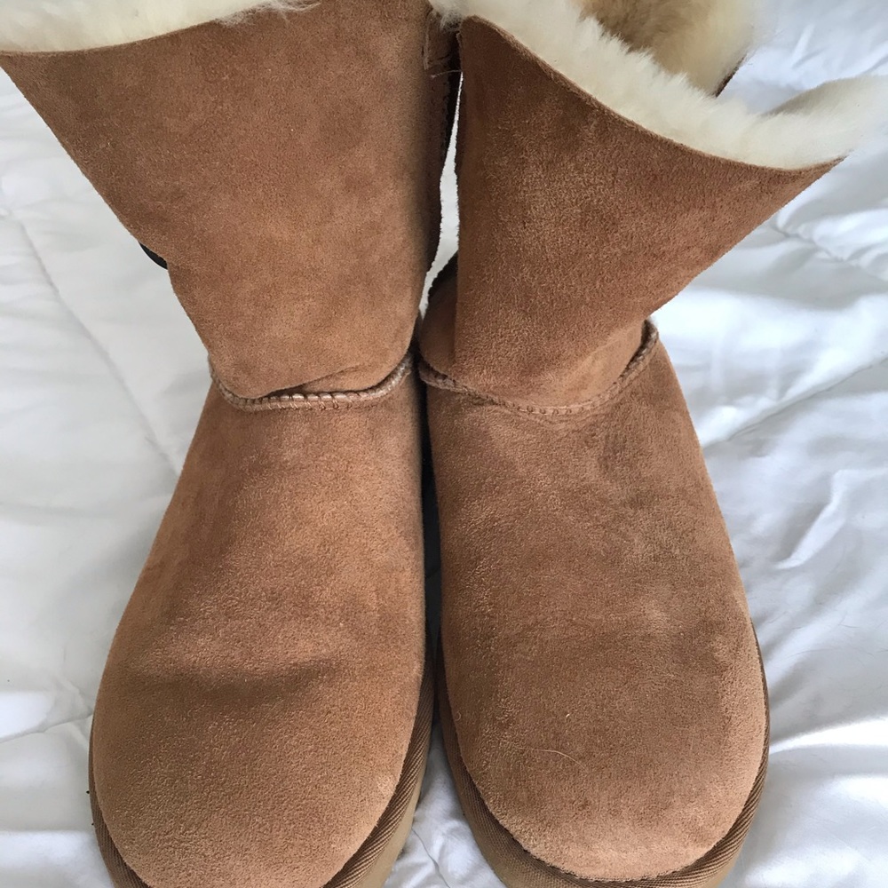 Ugg boots - Picture 6 of 7
